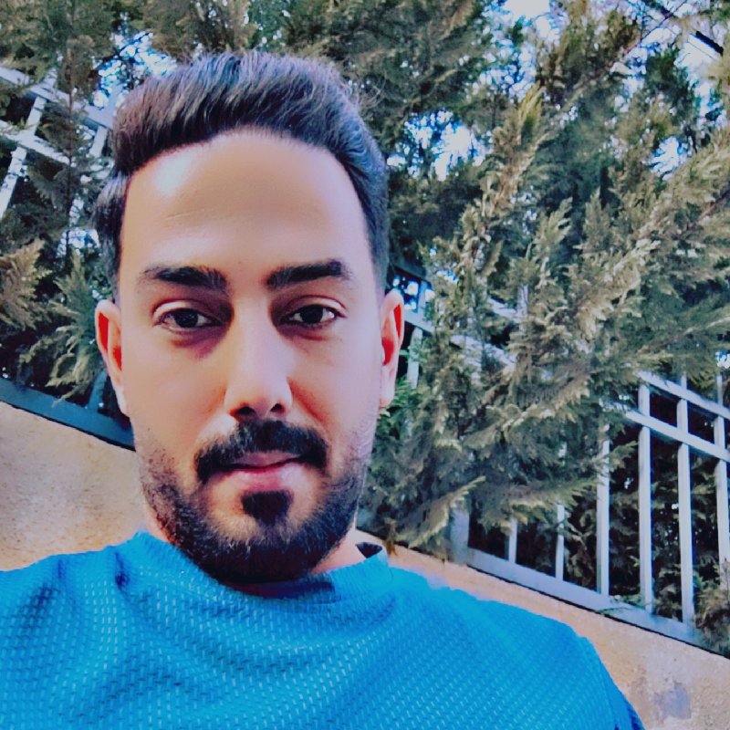 رائد عيسى  الاطرش الصفحة الشخصية 