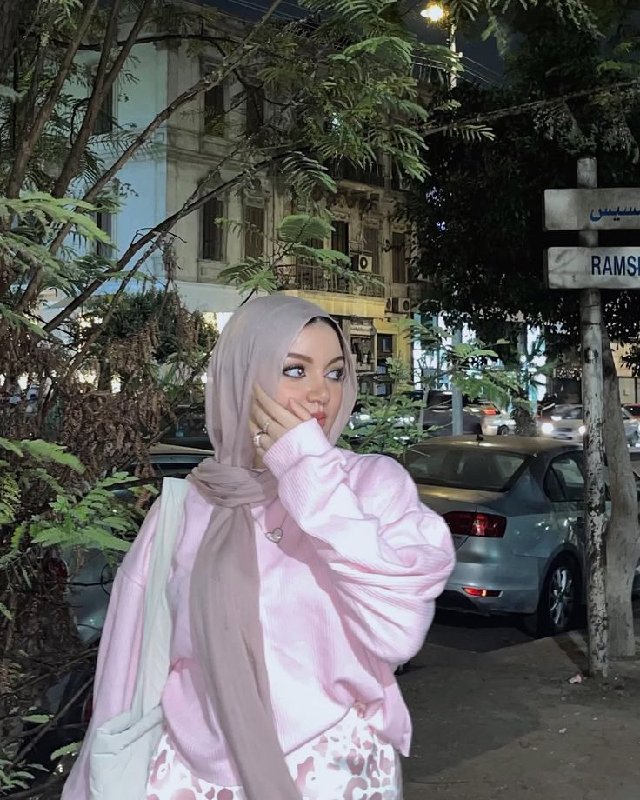 سيلا يوسف . الصفحة الشخصية 