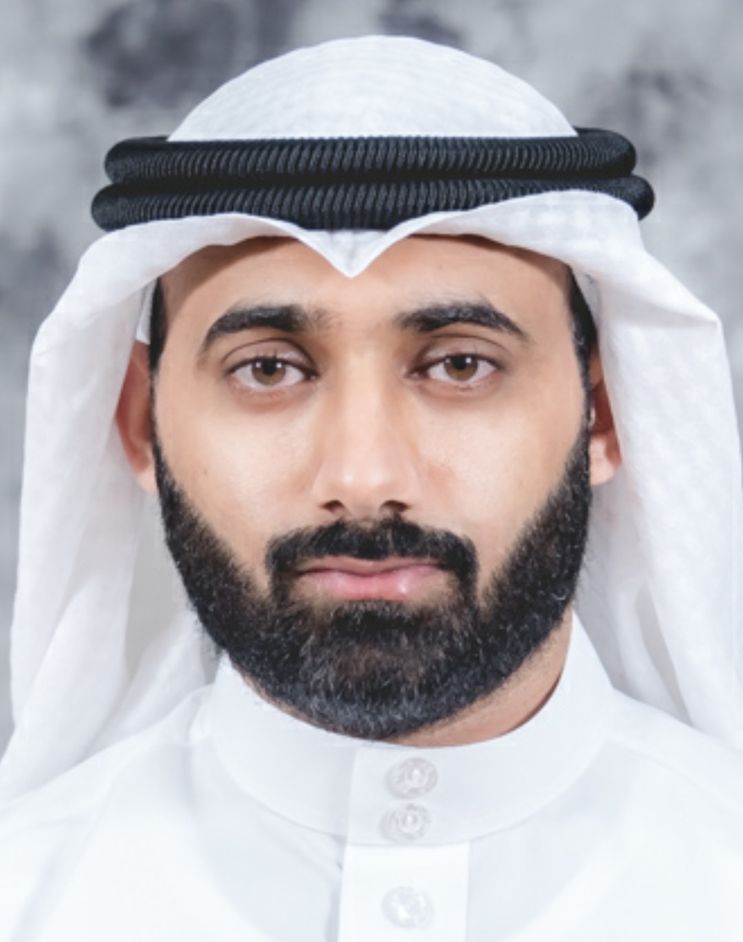 حسين منصور آل زواد الصفحة الشخصية 